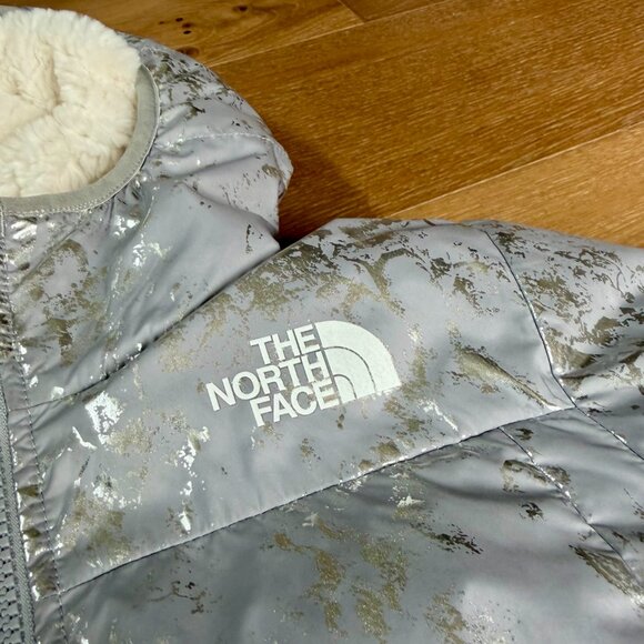 North Face !!Reversible!! Girls Medium Winter Coat - Picture 10 of 14